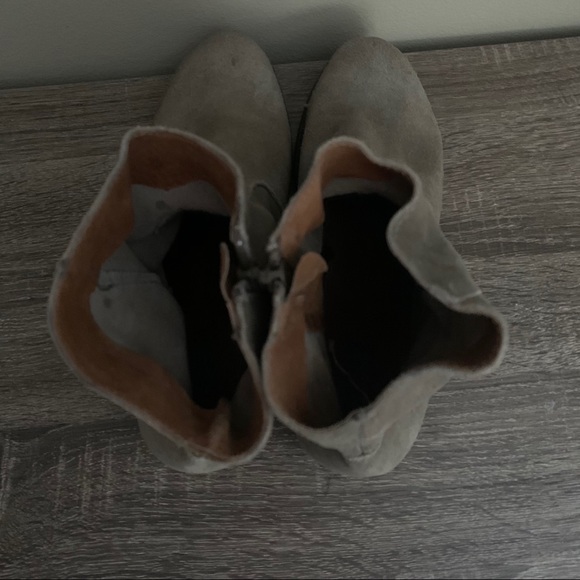 Suede MTNG Booties - Picture 4 of 10